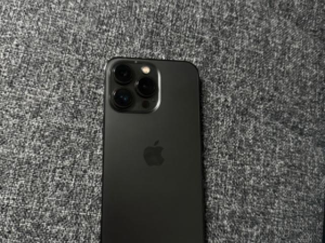 iPhone 13 Pro - 1